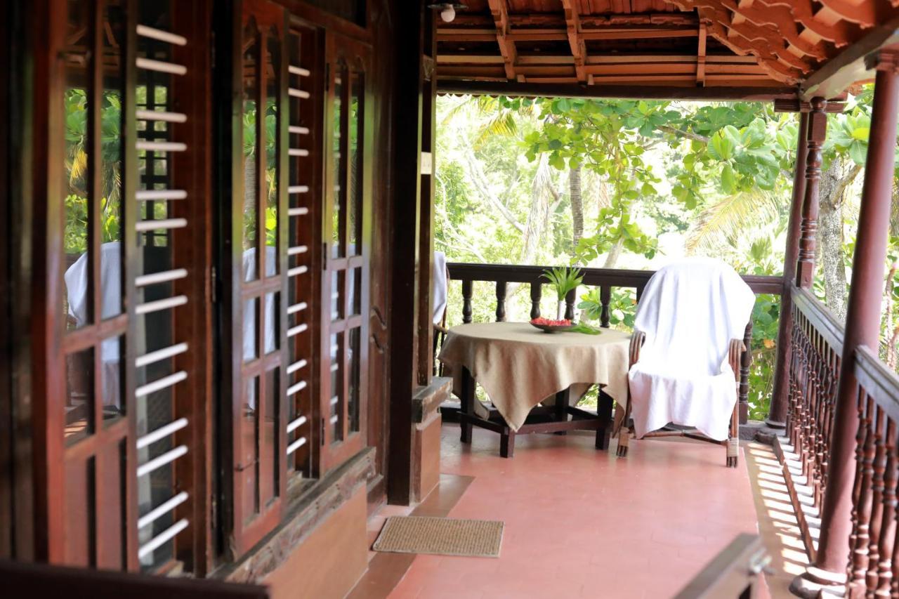 Varkala Marine Palace 외부 사진