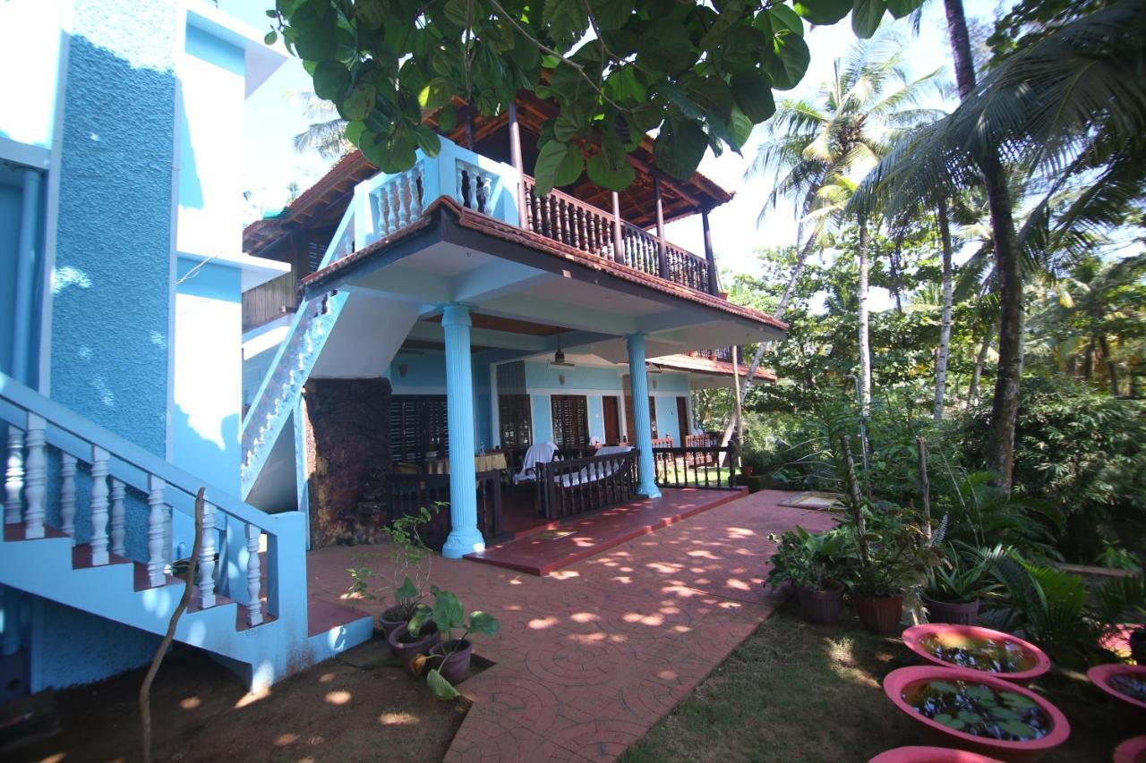 Varkala Marine Palace 외부 사진