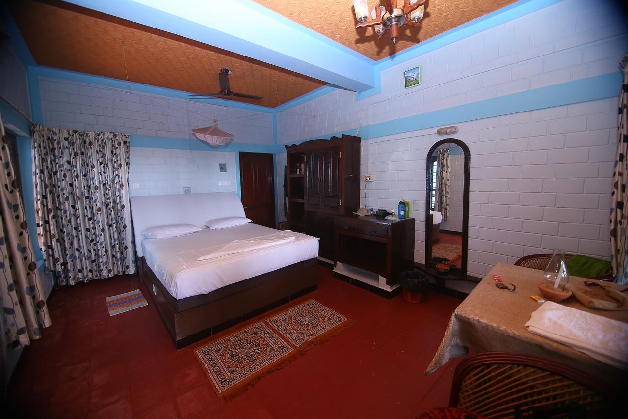 Varkala Marine Palace 외부 사진