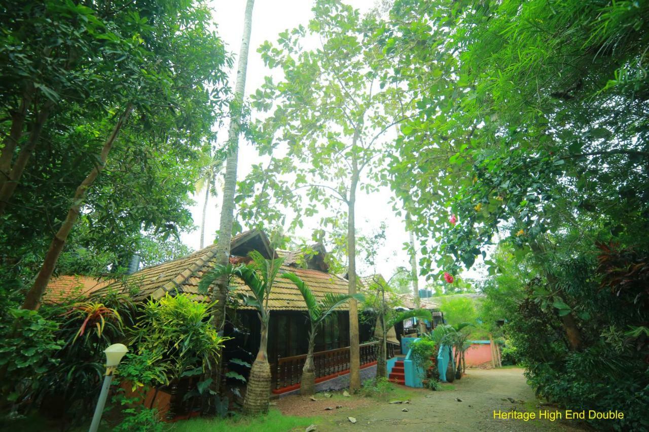 Varkala Marine Palace 외부 사진